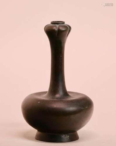 Chinese Garlic Shape Bronze Vase