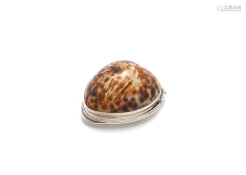 maker's mark only: incuse 'ER', probably Irish provincial  An 18th century silver-mounted cowrie shell box