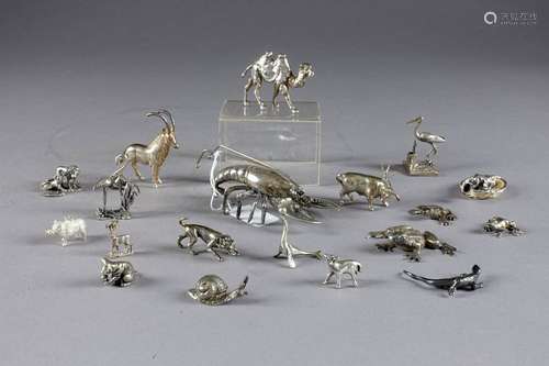 Importante Collection d'Animaux miniatures en Arge...;