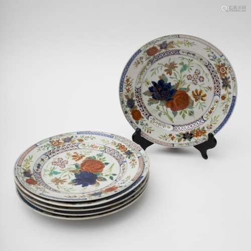 Tournai Set of six dishes, 18th century Set of six soft-paste porcelain dishes with polychrome and