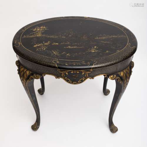 Late 19th century work Japanese-style black-lacquered table Oval table made of lacquered wood,