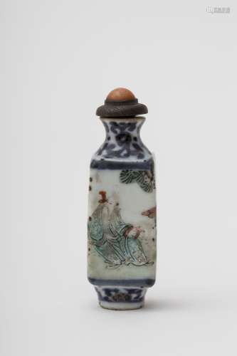 Bevelled snuffbox - China, Qing dynasty, antique work Famille rose porcelain, depicting two
