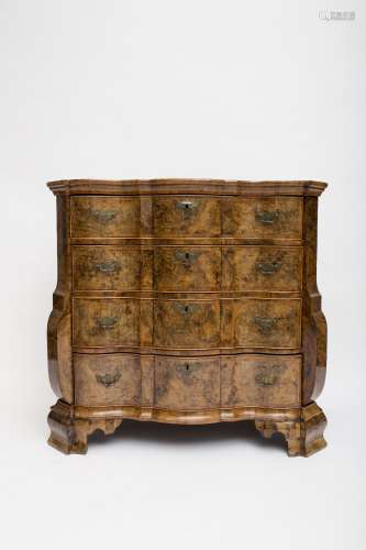 19th century Dutch work Small bureau Walnut and burr walnut veneer, four drawers that open at the