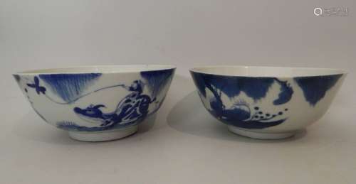 Deux coupelles en porcelaine “bleu blanc” à décor....;