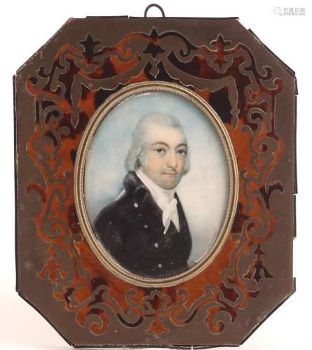 λ English School Early 19th CenturyPortrait miniature of a gentleman, head and shoulders, wearing
