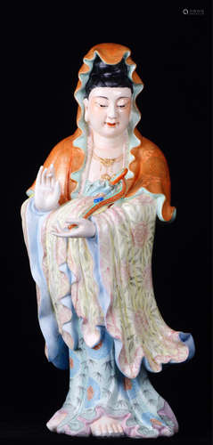 A FAMILLE ROSE GUANYIN BUDDHA