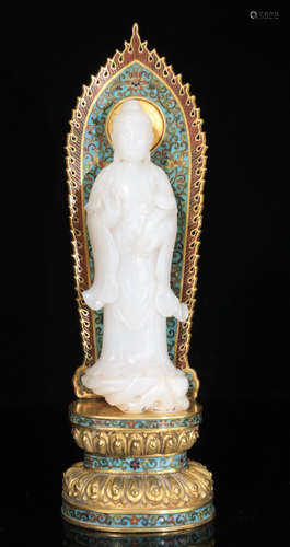 A HETIAN WHITE JADE GUANYIN BUDDHA