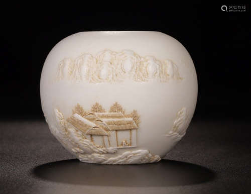 A SU PORCLAIN LANDSCAPE PATTERN WATER JAR