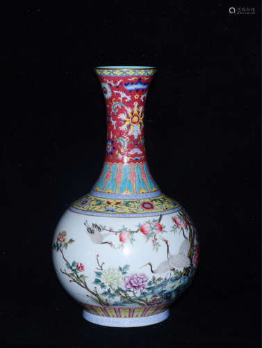 A FAMILLE ROSE WRAPPED LOTUS PATTERN VASE