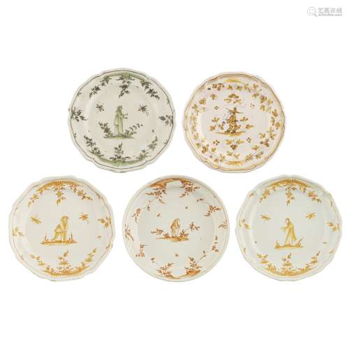 FIVE MONOCHROME FRENCH FAIENCE PLATES18TH CENTURY comprising a large green enamel example