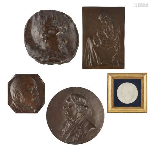 ALBERT TOFT (1862-1949)BRONZE PORTRAIT MEDALLION, SIR HENRY IRVING, DATED 1887 signed and dated '87,