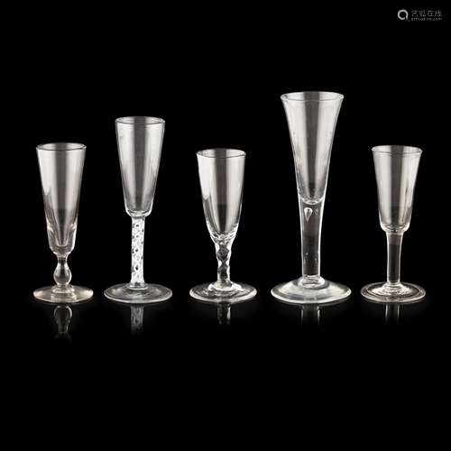 FOUR GEORGIAN WINE FLUTES/ALE GLASSES18TH CENTURY comprising a large ale glass with a drawn