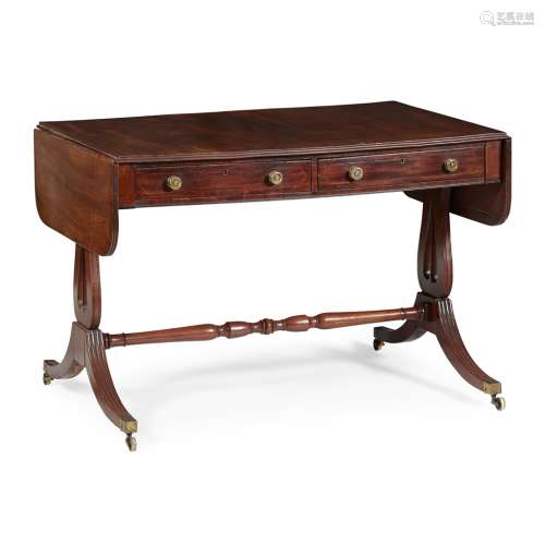 REGENCY MAHOGANY SOFA TABLEEARLY 19TH CENTURY the rounded rectangular top with a reeded edge and