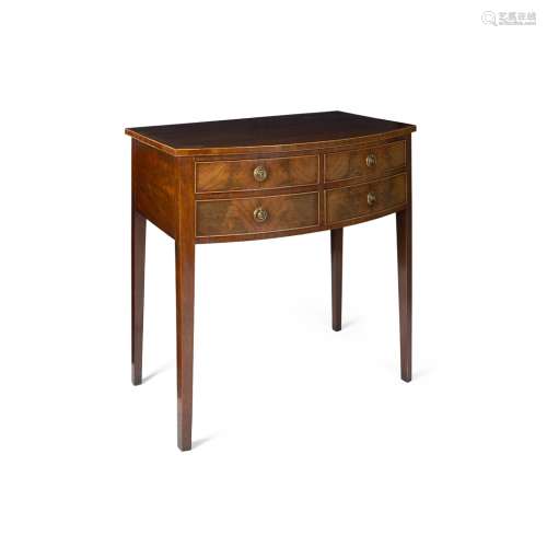 LATE GEORGE III MAHOGANY BOWFRONT SIDE TABLELATE 18TH CENTURY the boxwood strung top above two pairs