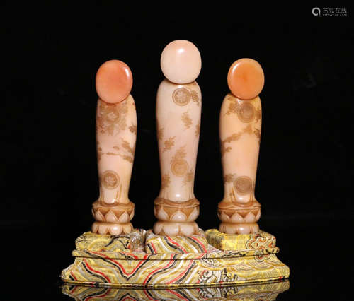 SET SOAPSTONE CARVED SAKYAMUNI SHAPED PENDANT