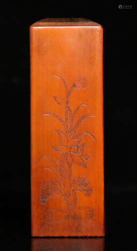 A BAMBOO CARVED LOTUS PATTERN SEAL