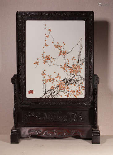 A SHALLOW GLAZE FLORAL PATTERN SCREEN