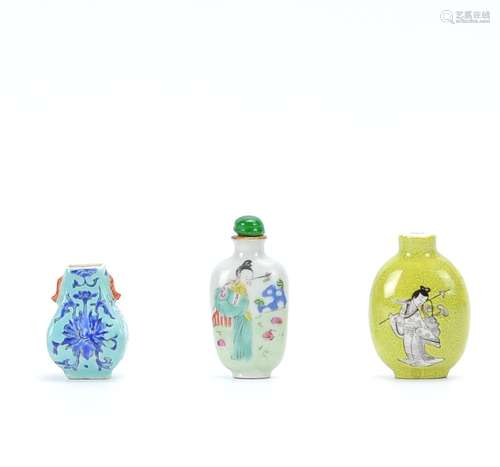 Group of Chinese Porcelain Snuff Bottles,Qing D.