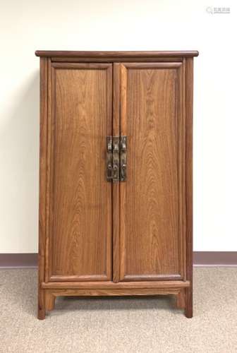 A Ming-style Corner Cabinet,20th C.