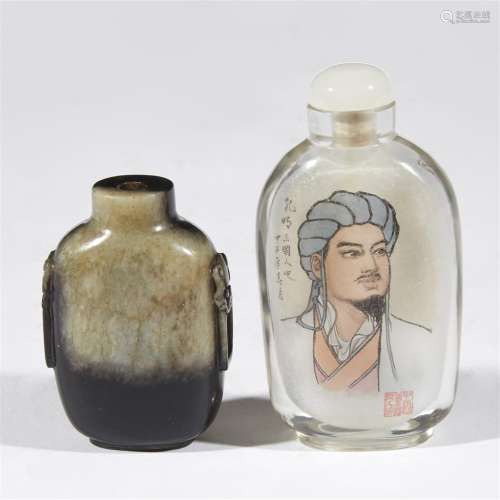 A Chinese black and grey jade and a glass interior-decorated snuff bottle
