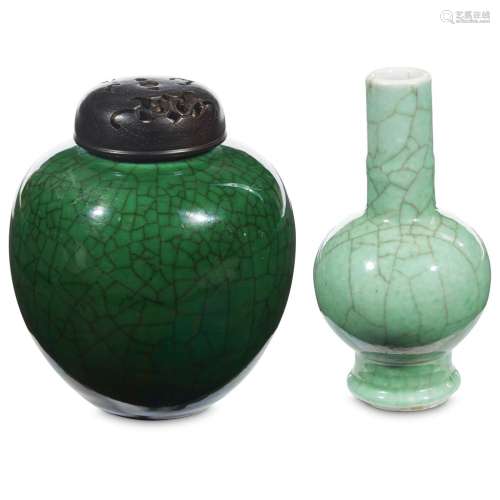 A Chinese green-glazed porcelain small vase and an ovoid jar