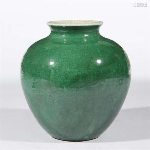 A Chinese green-enameled porcelain ovoid jar