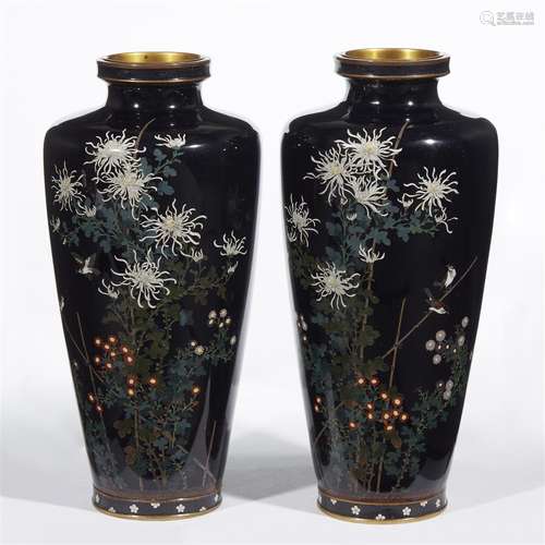 A pair of finely-decorated Japanese cloisonné 