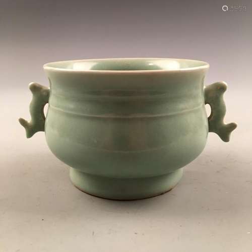 Chinese Guan Ware Porcelain Censer