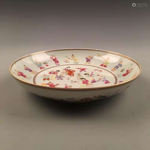 Chinese Famille Rose Dish, Qianlong Mark