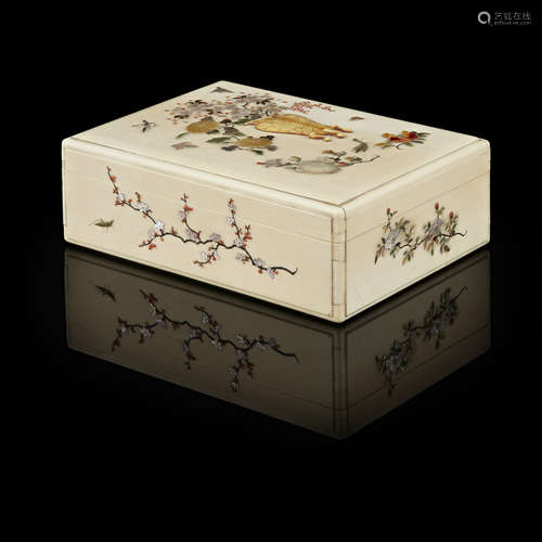 Y FINE SHIBAYAMA-INLAID IVORY BOX AND COVER