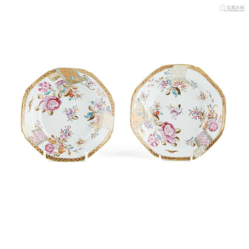 PAIR OF FAMILLE ROSE OCTAGONAL DISHES