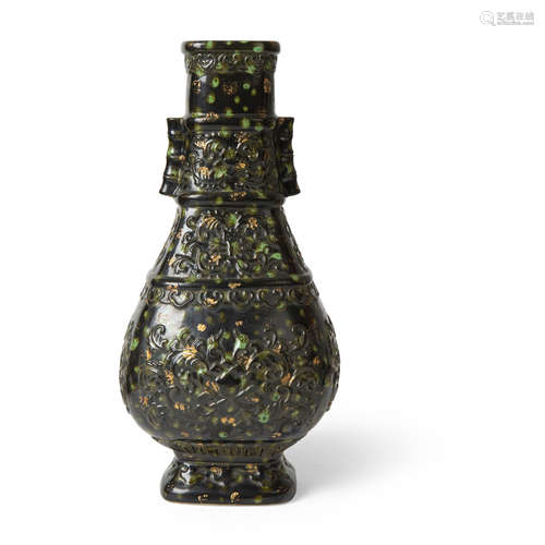 BRONZE IMITATION PORCELAIN HU-FORM VASE