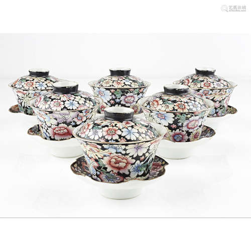 FAMILLE NOIRE 'MILLEFLEUR' TEA SET