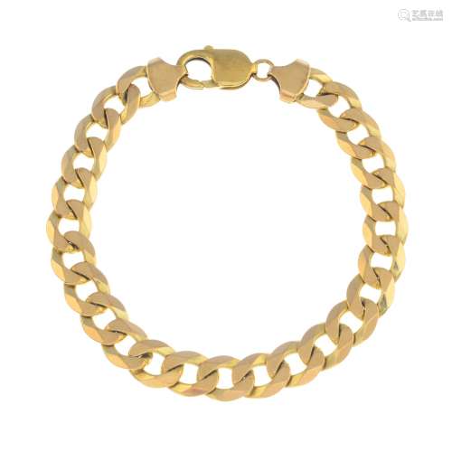 (63887) A 9ct gold bracelet.