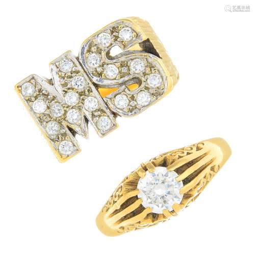 (21822) Two 9ct gold cubic zirconia rings.
