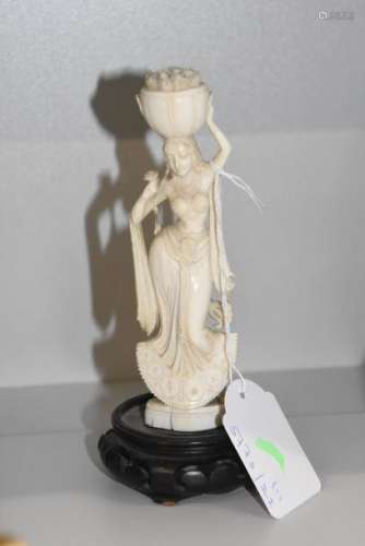 Sculpture en ivoire Inde \