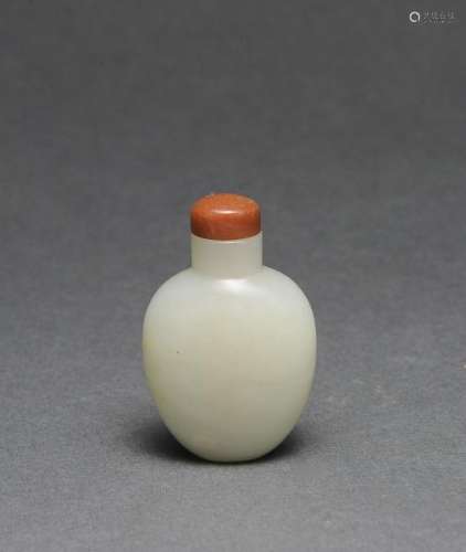 Chinese White Jade Snuff Bottle, 18th - 19th C.