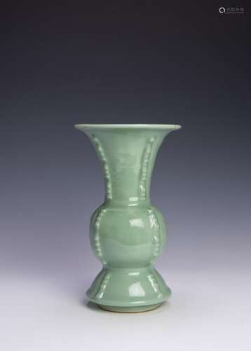 Longquan Celadon Gu Vase, Song/Yuan Dynasty