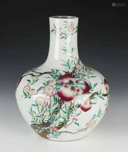 Chinese Tianqiuiping Vase with 9 Peaches, 19th C.