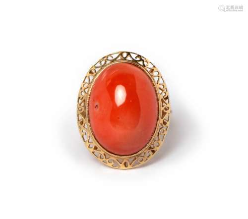 CORAL CABUCHON AND 14k GOLD RING