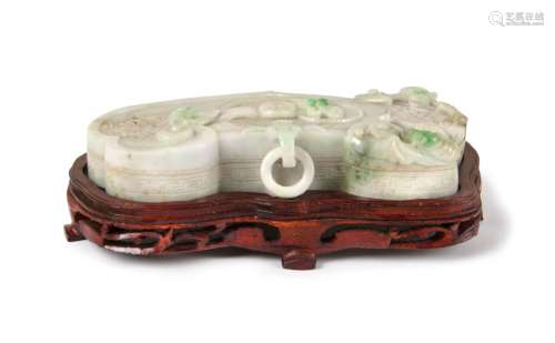 CARVED JADE MAKEUP CASE