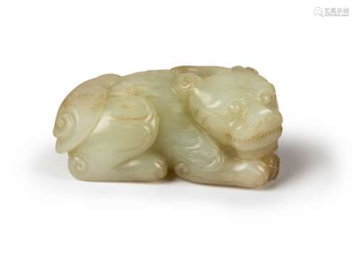 CARVED JADE FOO LION TOGGLE