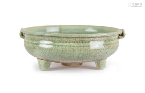 A CELADON CRACKLE GLAZE TRIPOD CENSER