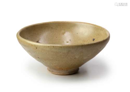 CHINESE CELADON GLAZED BOWL