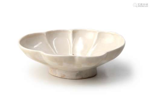 CHINESE WHITE GLAZED DISH