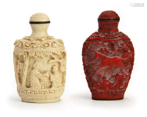 PAIR OF CARVED SNUFF BOTTLES