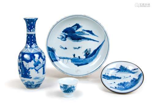 CHINESE BLUE AND WHITE PORCELAIN GROUP