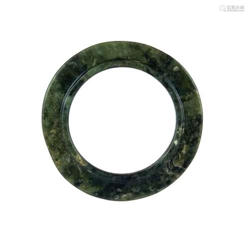 CARVED JADE RING BANGLE