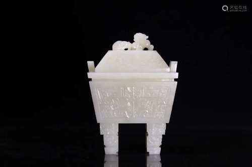 18-19TH CENTURY, A FLORAL PATTERN WHITE JADE SQUARE STOVE, LATE QING DYNASTY