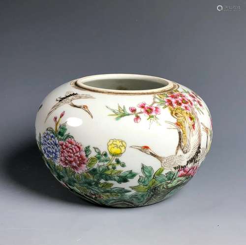 CHINESE FAMILLE ROSE PORCELAIN WATER POT